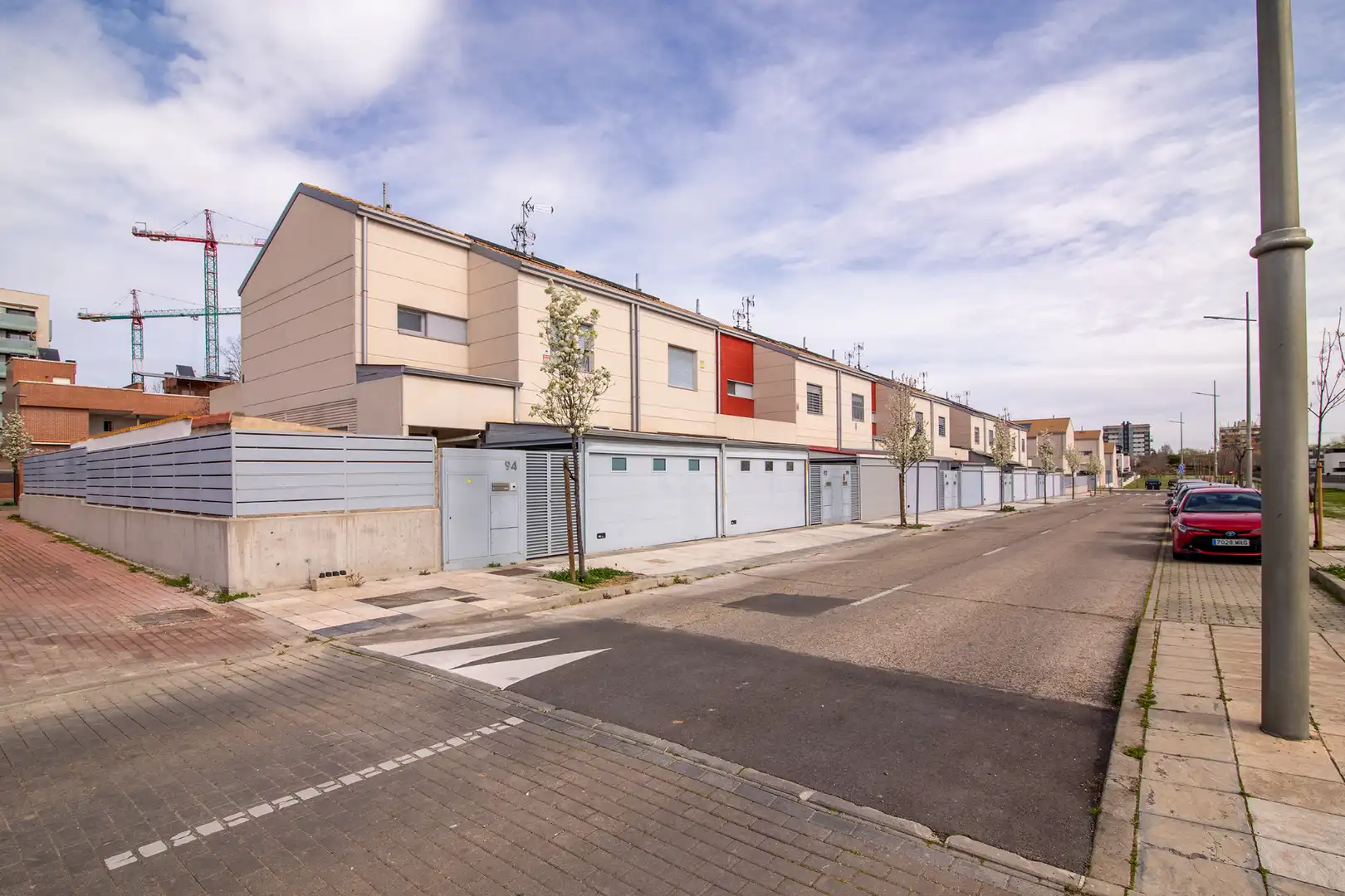 Exterior view of Houses for sale in Móstoles  with Air Conditioner, Heating and Terrace