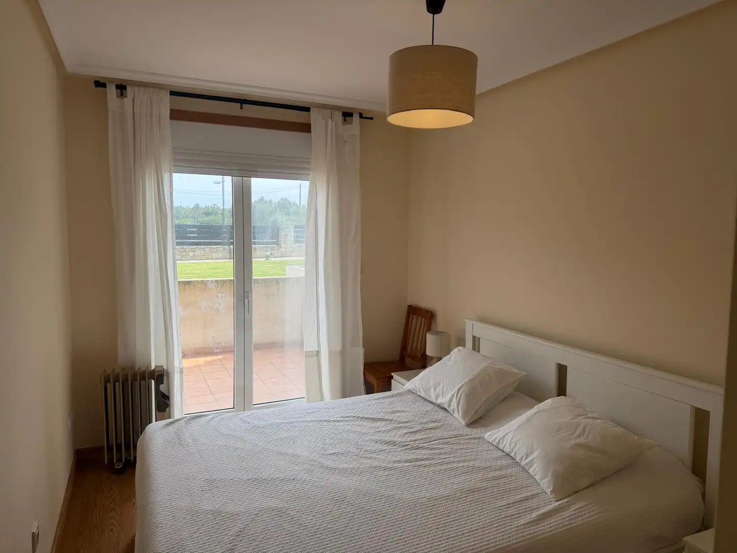 Habitación de Piso de alquiler en Barreiros con Calefacción, Terraza y Amueblado