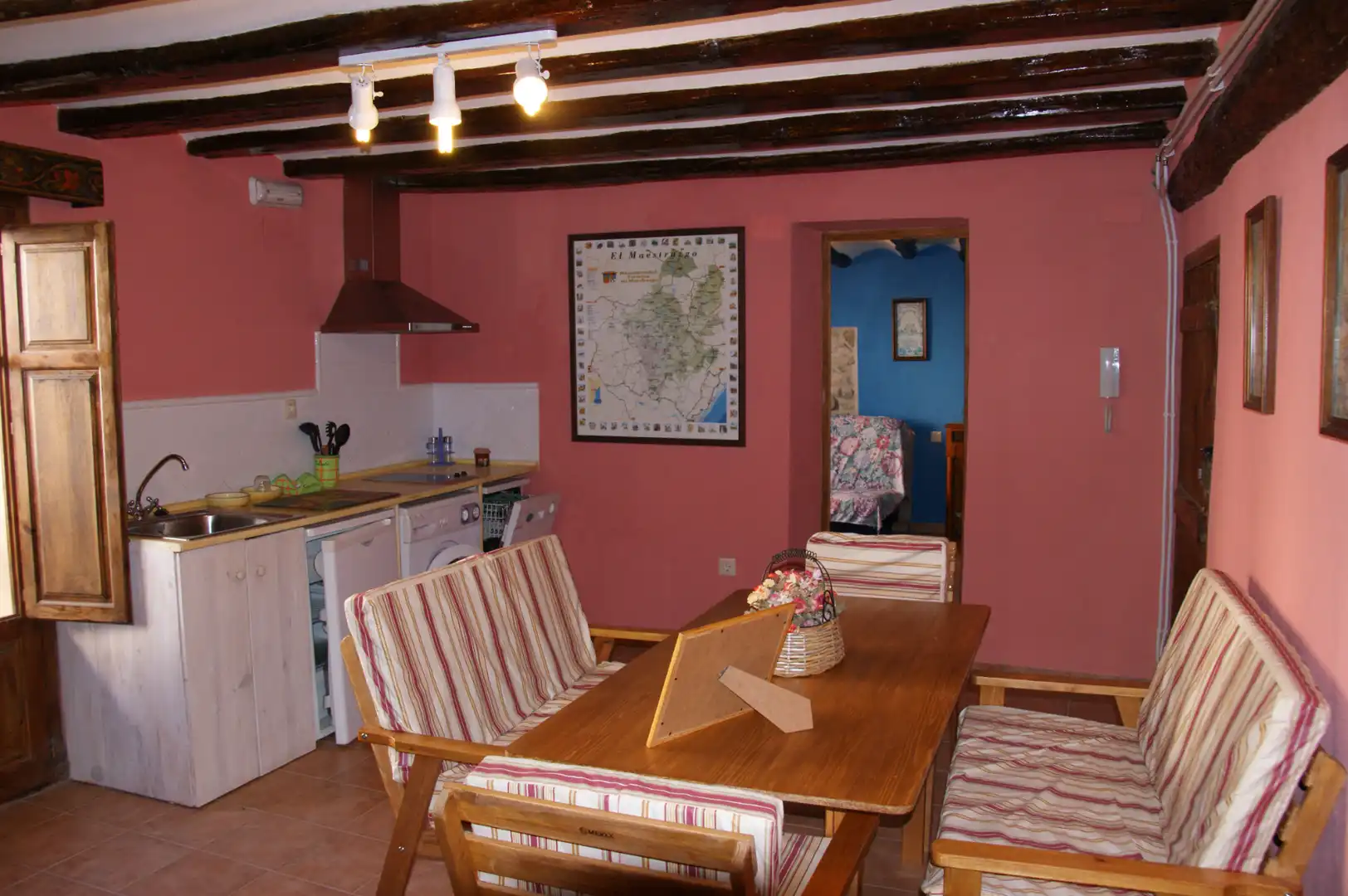 Cocina de Casa o chalet en venta en Castellote con Calefacción, Jardín privado y Amueblado