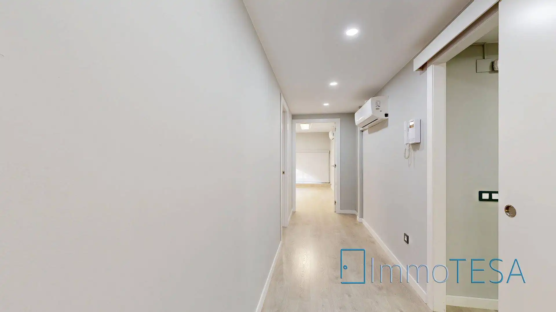 Local commercial à louer à Centre - Eixample – Can Llobet, imagen 24