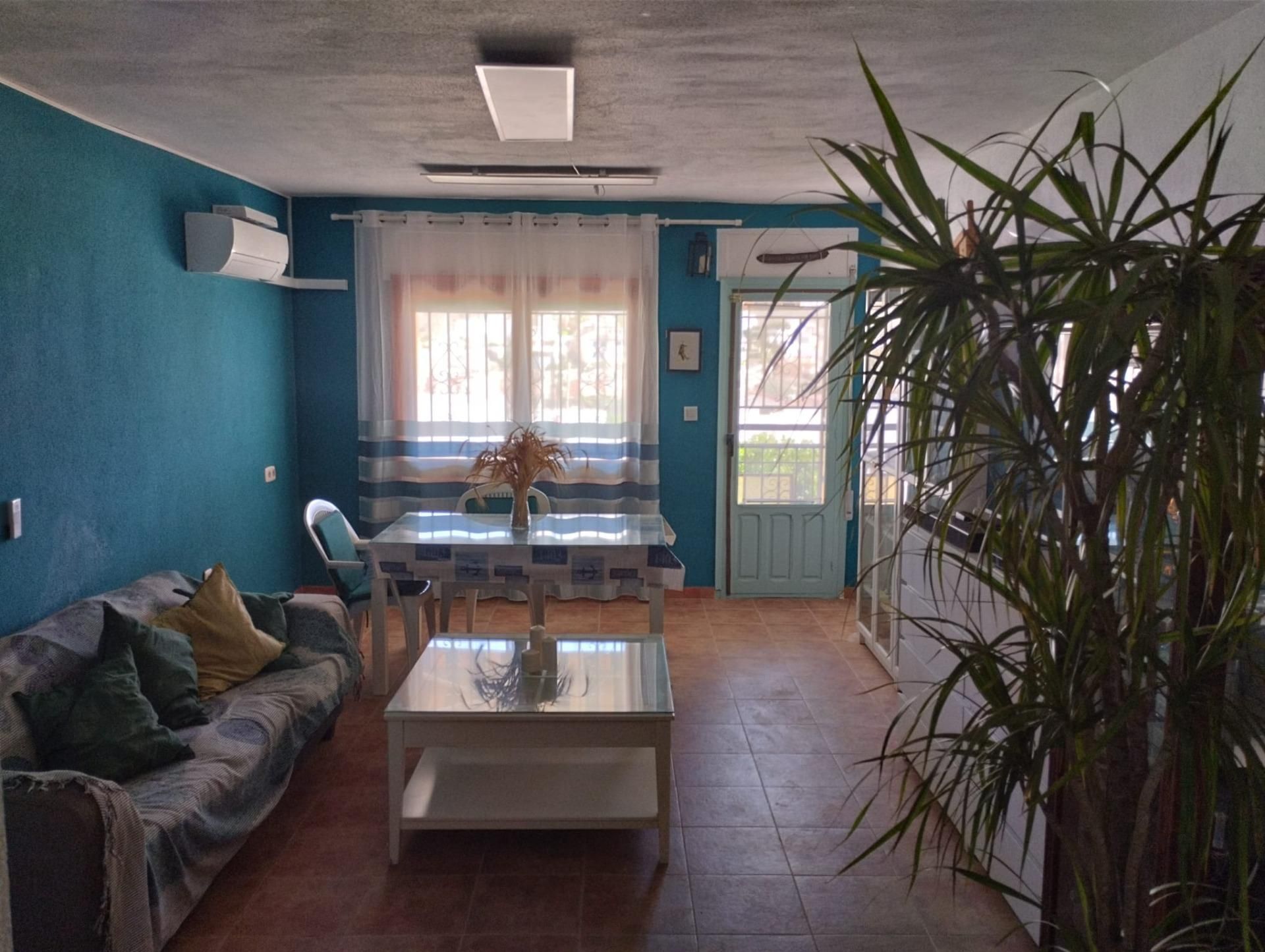 Sala de estar de Apartamento en venta en Águilas con Aire acondicionado y Balcón