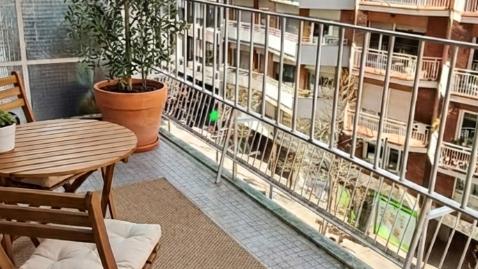 Foto 4 de Pis en venda a Avinguda de la Riera de Cassoles, Vila de Gràcia,  Barcelona Capital