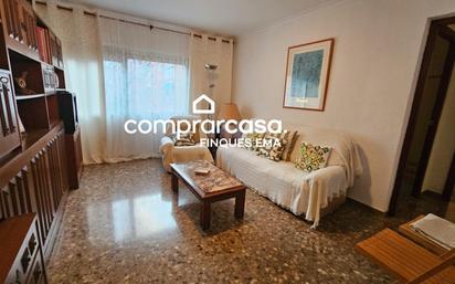 Exterior view of Flat for sale in Badalona  with Air Conditioner