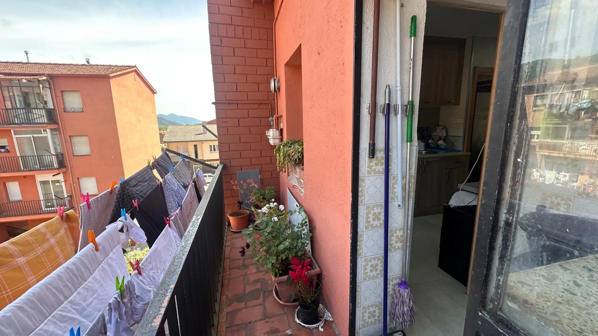 Terraza de Piso en venta en Sant Joan Les Fonts con Balcón