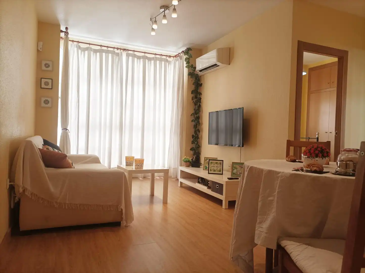 Sala de estar de Apartamento en venta en Murcia con Aire acondicionado, Calefacción y Trastero