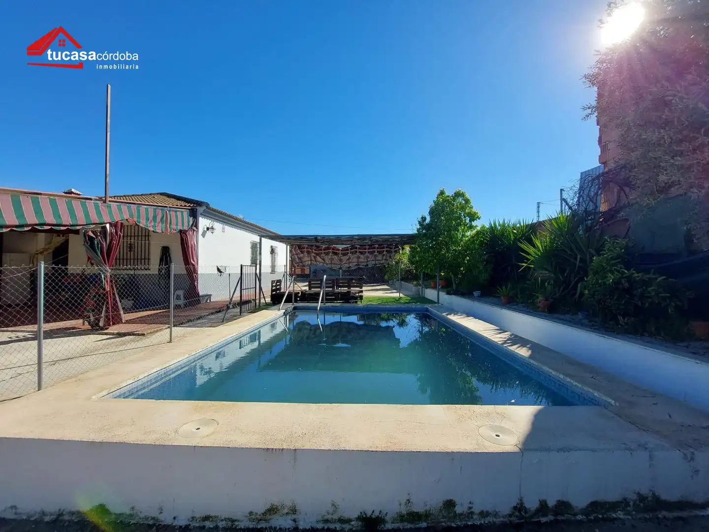 Piscina de Finca rústica en venda en Montemayor amb Traster, Piscina i Moblat