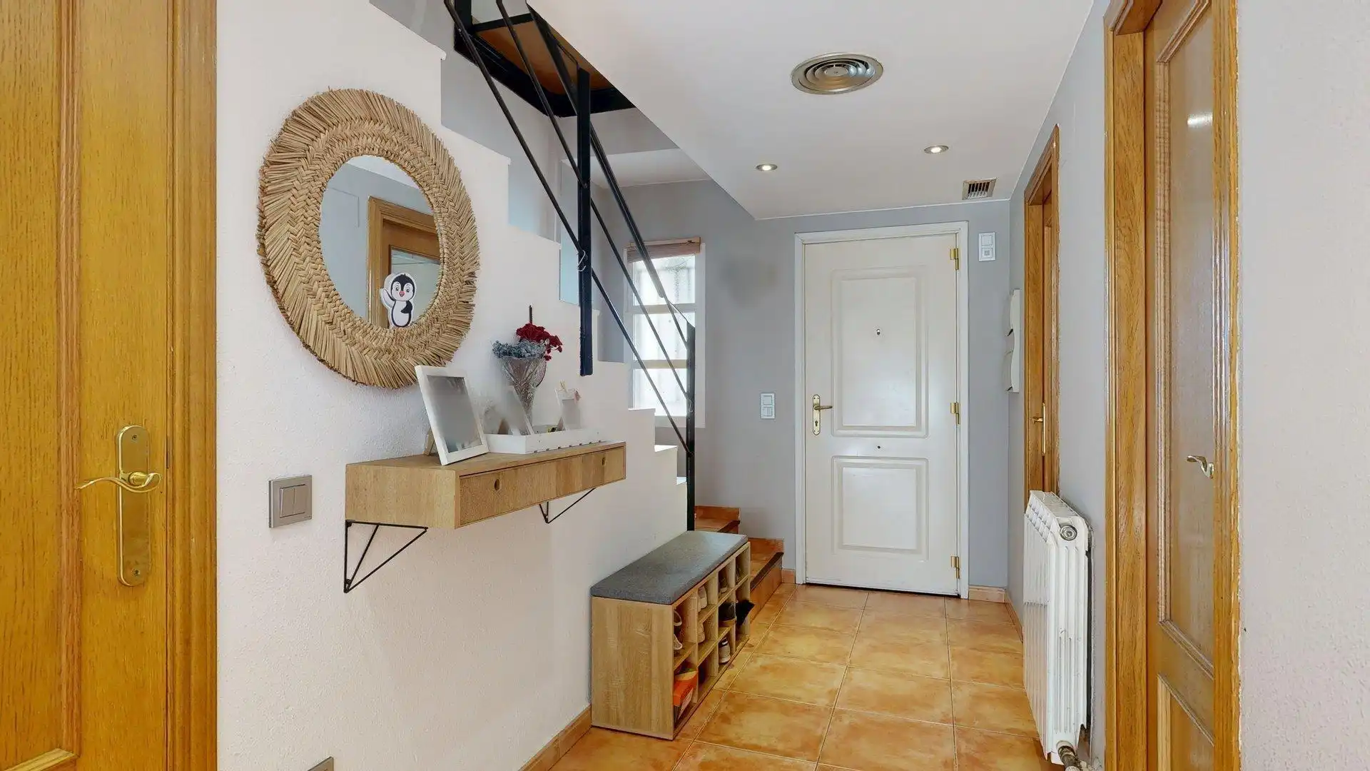 Casa adosada en venta en Zaragoza con Calefacción, Jardín privado y Terraza