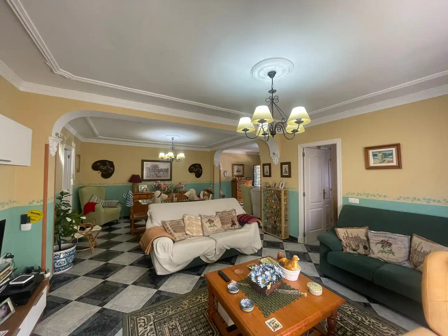 Living room of Houses for sale in Chiclana de la Frontera  with Private garden, Swimming Pool and Furnished