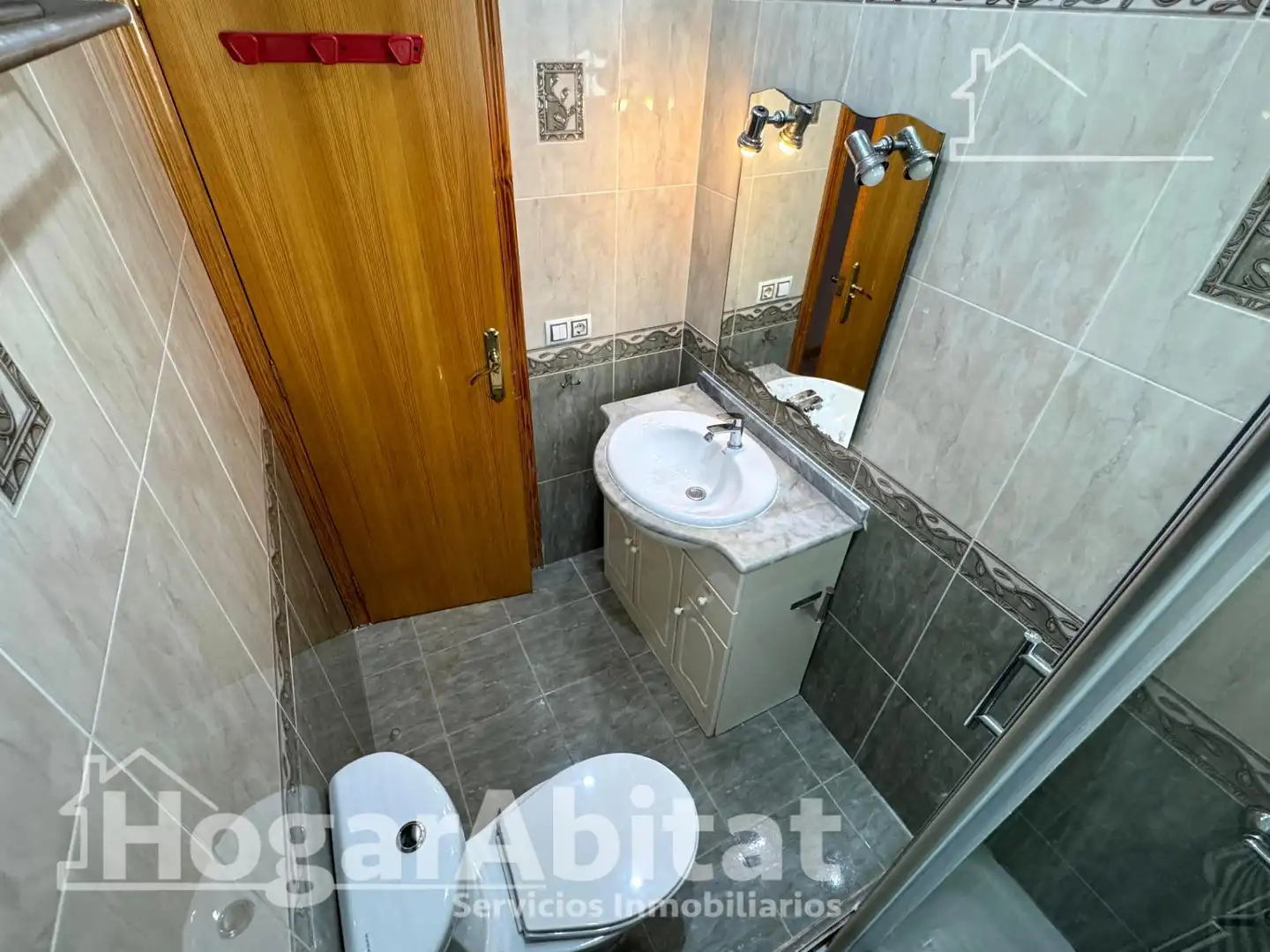 Bathroom of Flat for sale in Castellón de la Plana / Castelló de la Plana  with Air Conditioner, Heating and Terrace