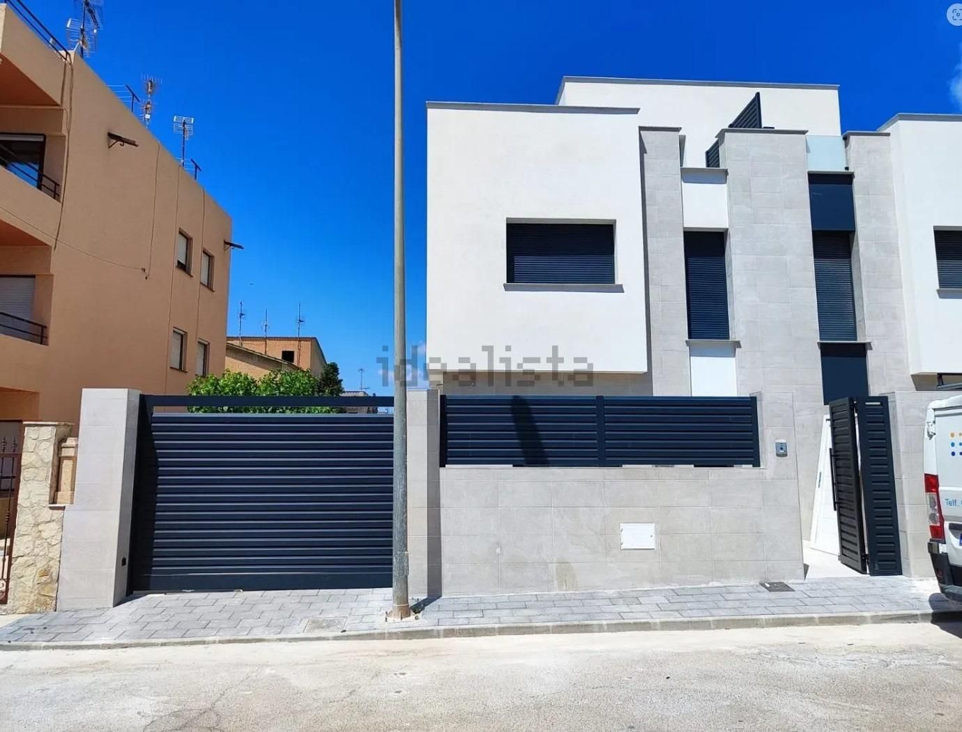 Exterior view of House or chalet for sale in Águilas  with Terrace and Balcony