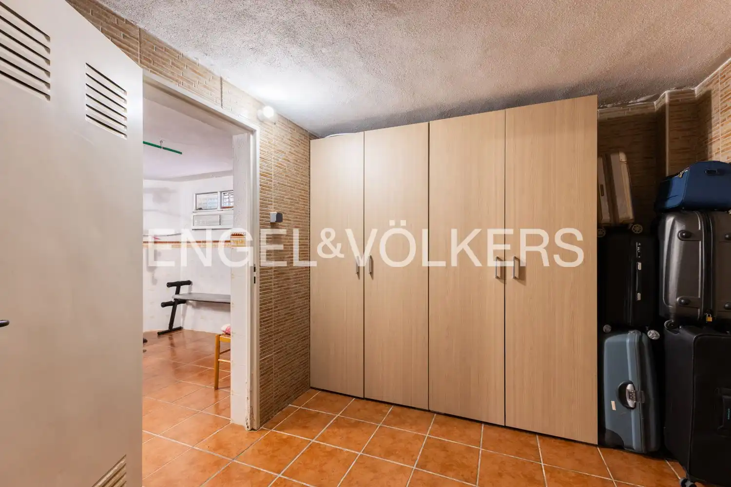 Houses for sale in L'Eliana  with Air Conditioner, Heating and Private garden