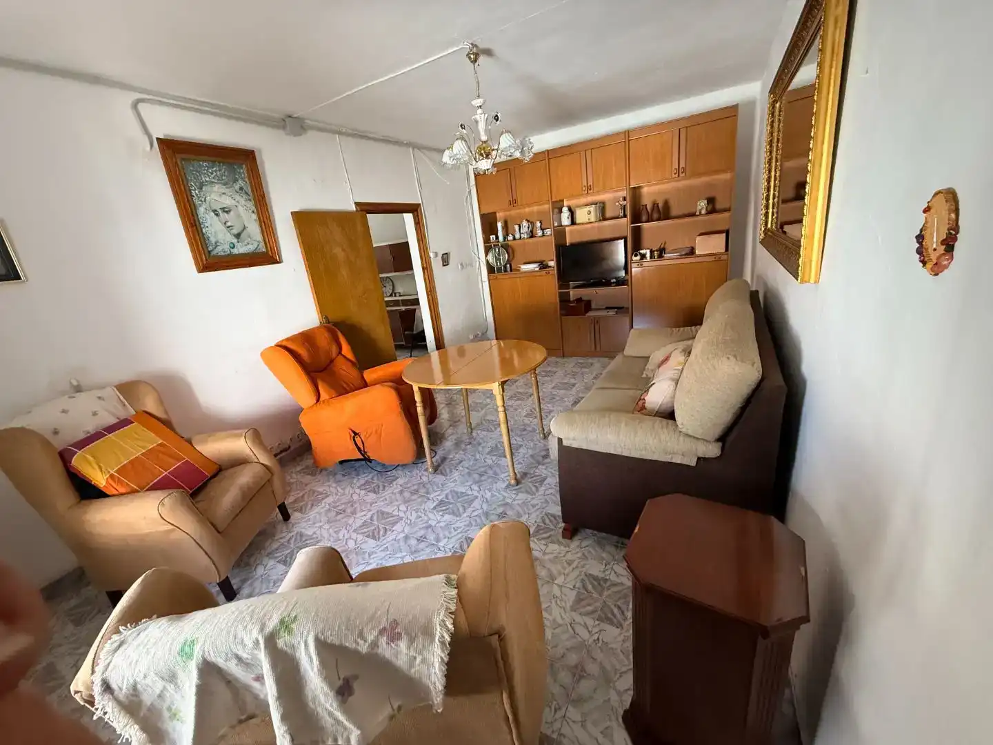 Sala d'estar de Casa adosada en venda en Jerez de los Caballeros amb Aire condicionat