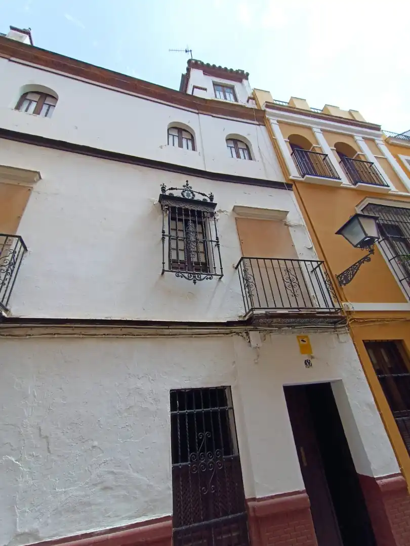 Vista exterior de Casa adosada en venta en Casco Antiguo