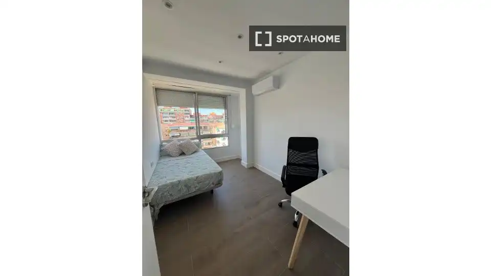 Room in Pla de Bon Repós