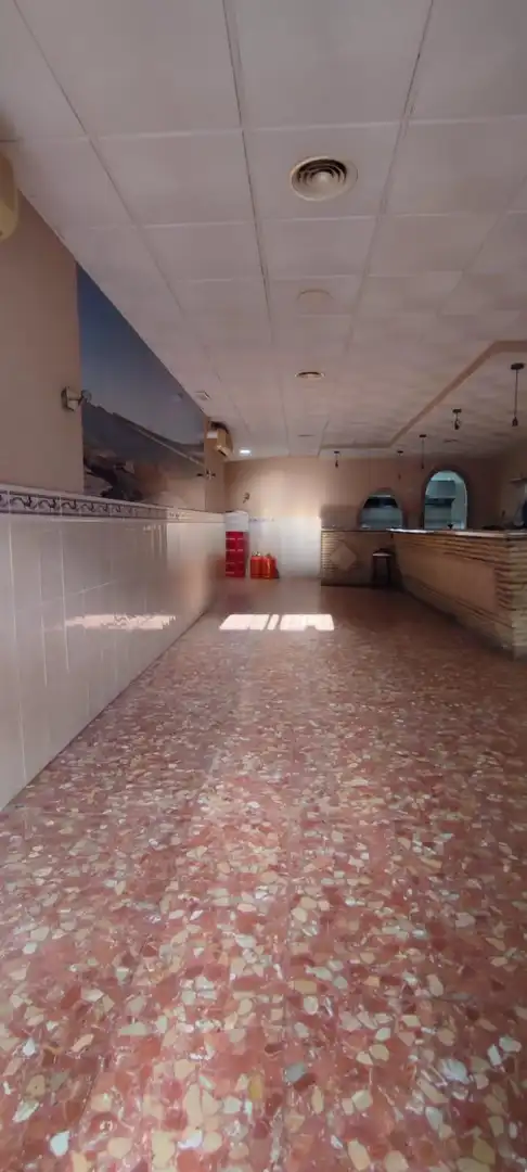 Local comercial en venda a El Carmen - Cardeñas, imagen 2