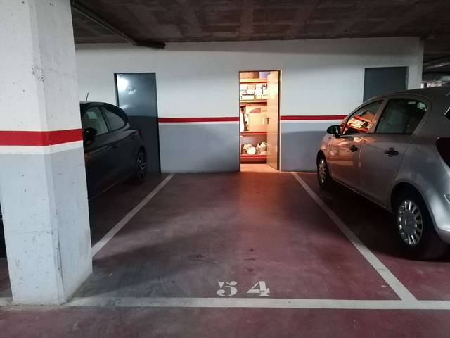 Garaje en Alquiler en Eixample Sud – Migdia