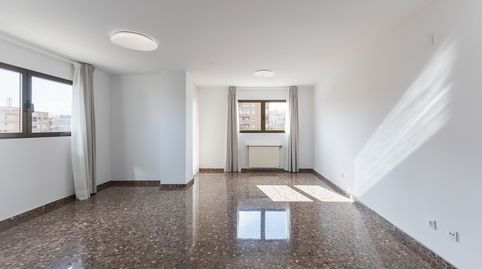 Foto 2 von Wohnung zur Miete in Avinguda de Les Corts Valencianes, Barrio de Benicalap, Valencia Capital