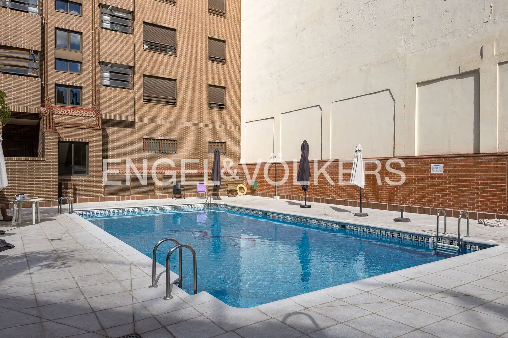 Piscina de Pis de lloguer en Madrid amb Aire condicionat, Calefacció i Piscina