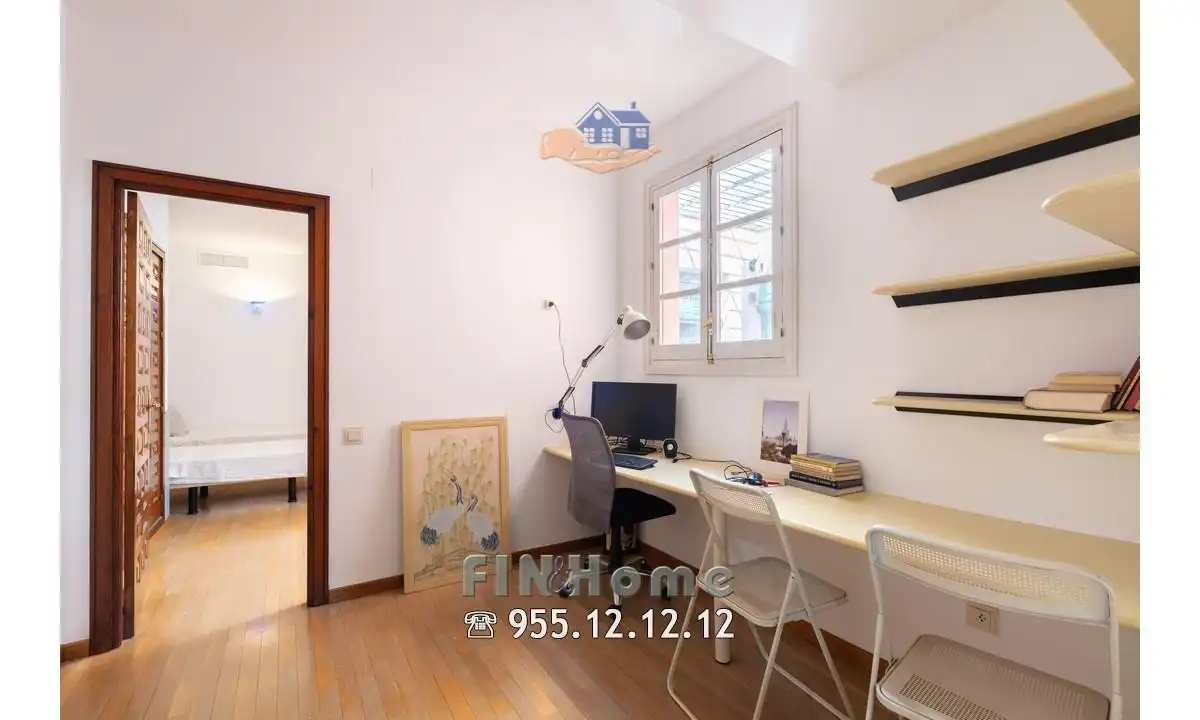 Ático de alquiler en Sevilla con Aire acondicionado, Calefacción y Jardín privado
