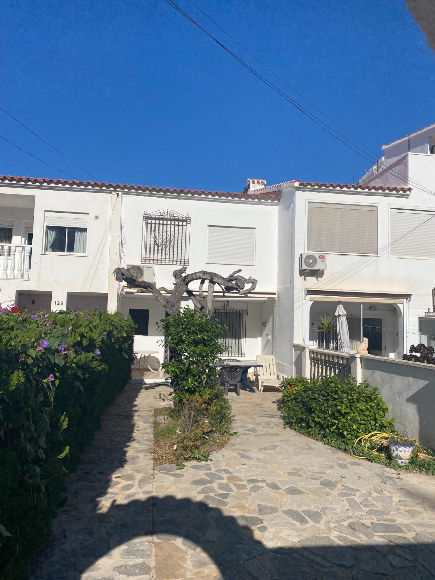 Exterior view of Single-family semi-detached for sale in Torrevieja  with Air Conditioner, Terrace and Storage room