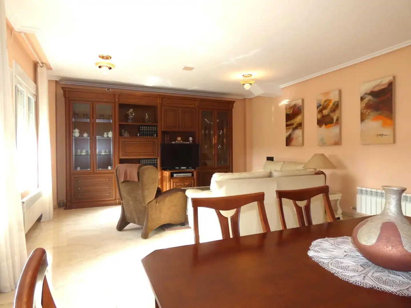 Sala d'estar de Casa o xalet en venda en Utebo amb Aire condicionat, Calefacció i Jardí privat