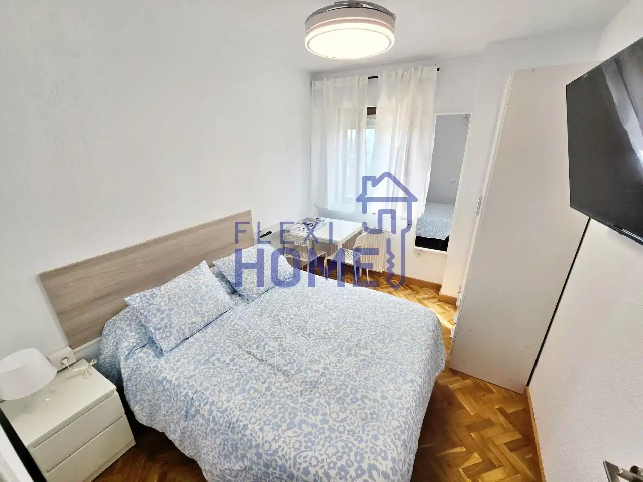 Habitación de Piso para compartir en Guadalajara con Calefacción, Parquet y Amueblado