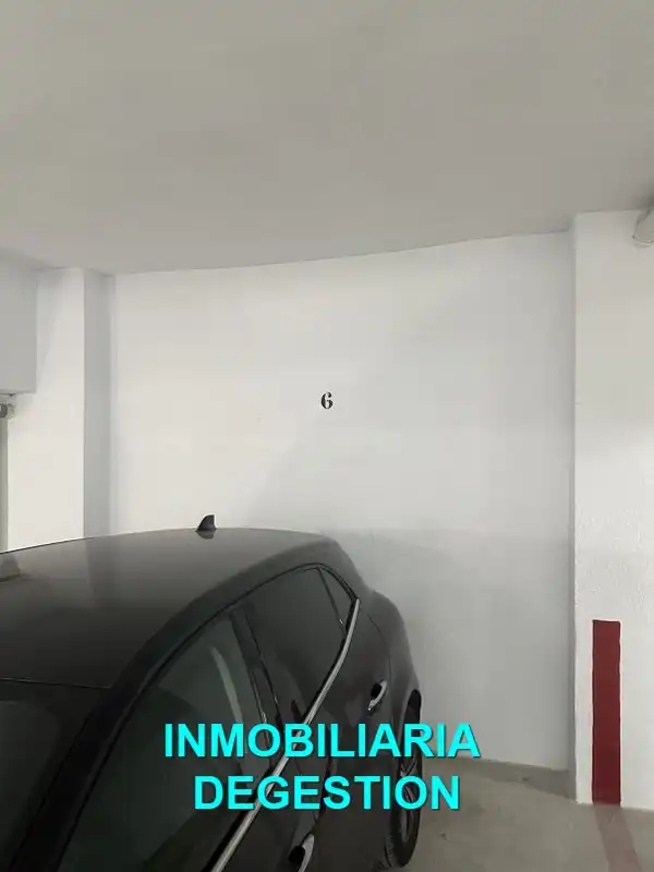 Aparcament amb ascensor en venda a Calle Zambrana, imagen 5