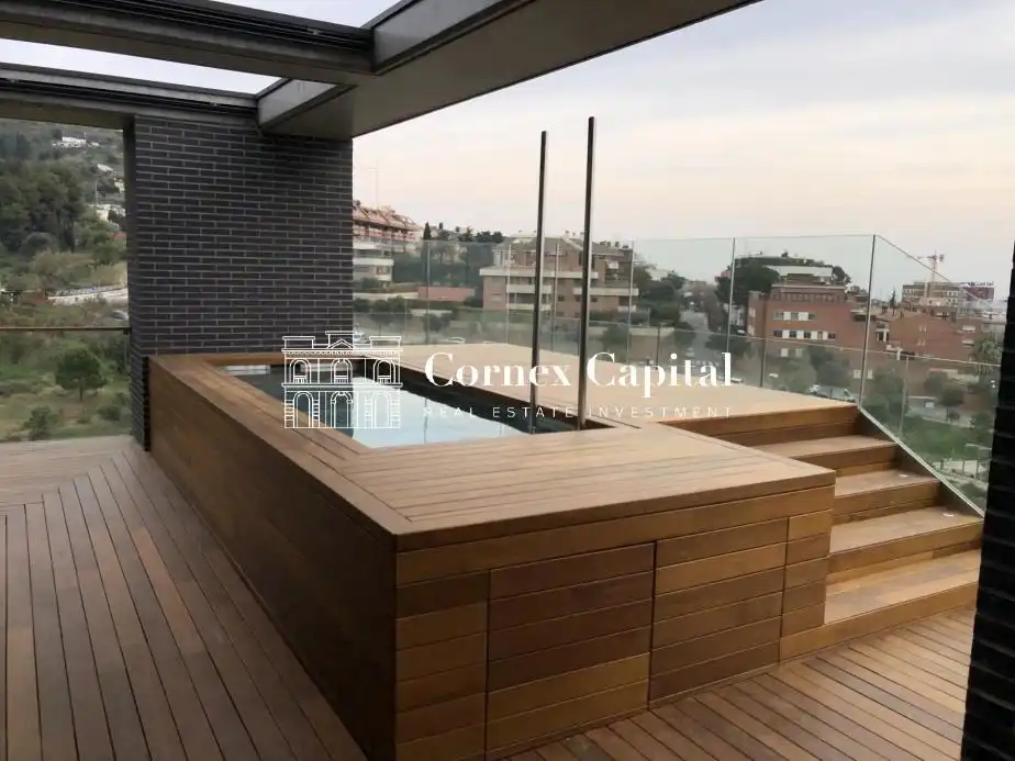 Ático con piscina en venta en Professor Barraquer