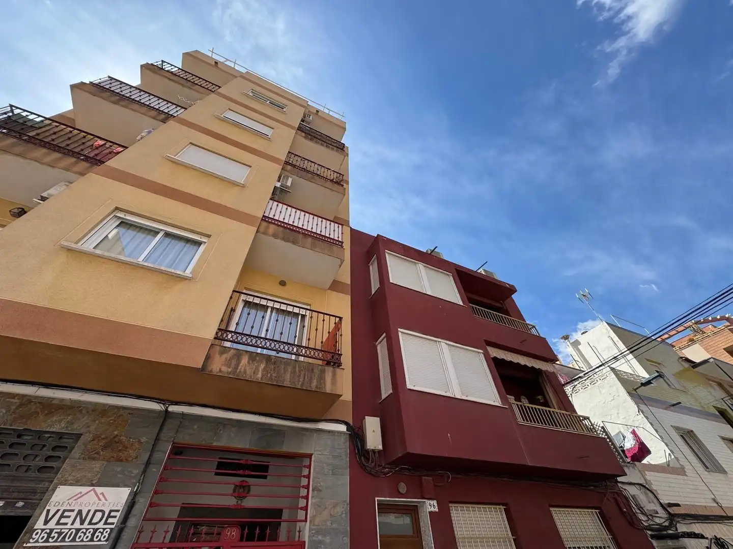 Vista exterior de Estudio en venta en Torrevieja con Aire acondicionado, Terraza y Amueblado