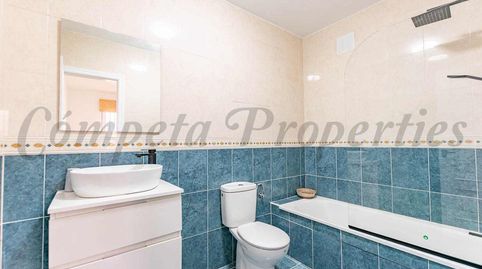 Foto 4 de Apartament en venda a Cómpeta, Málaga