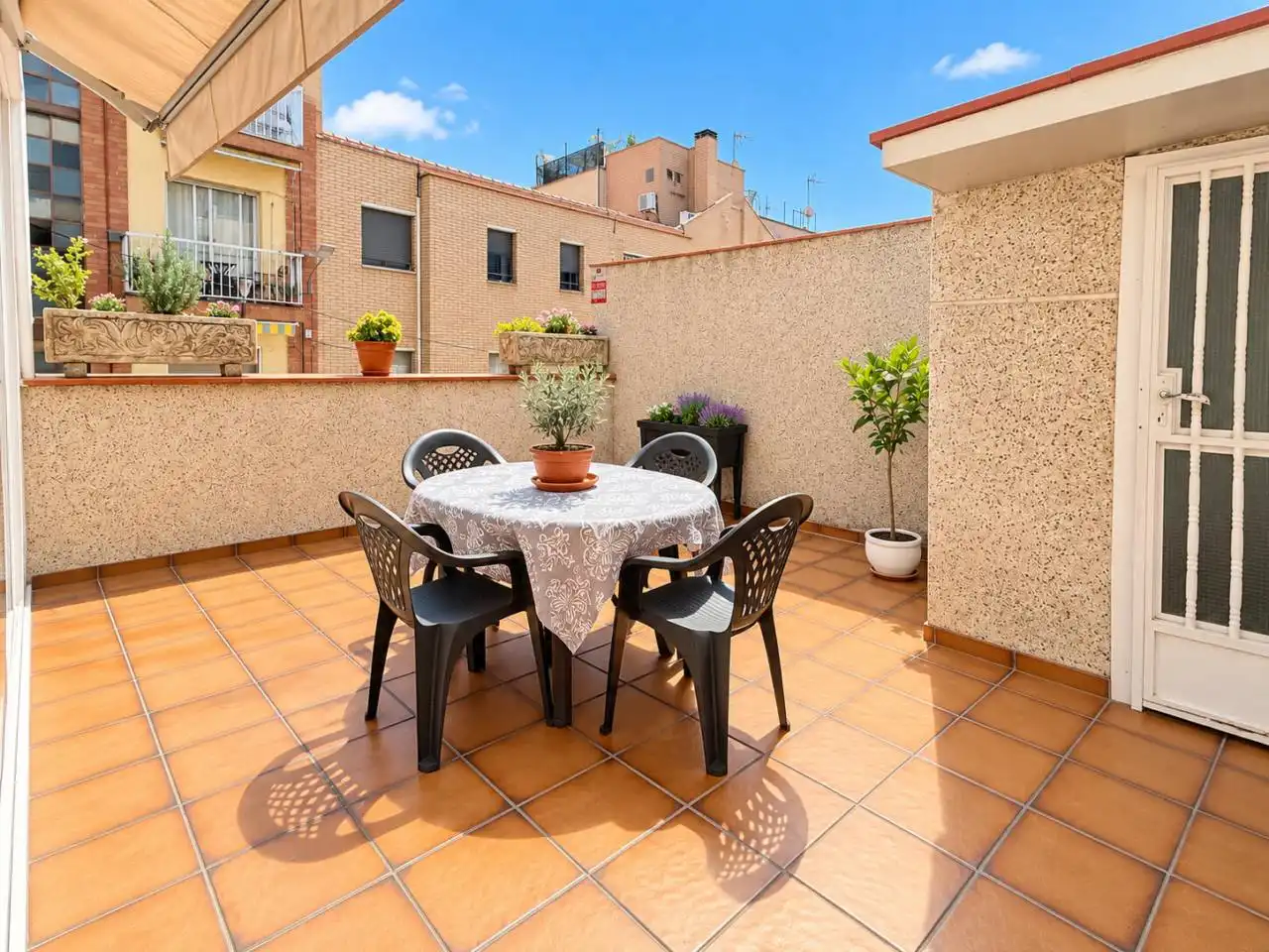 Appartement avec terrasse à vendre à Paseo Almogàvers 16