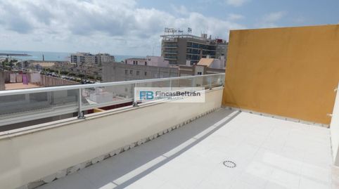 Ático a estrenar de 2 dormitorios con parking.
