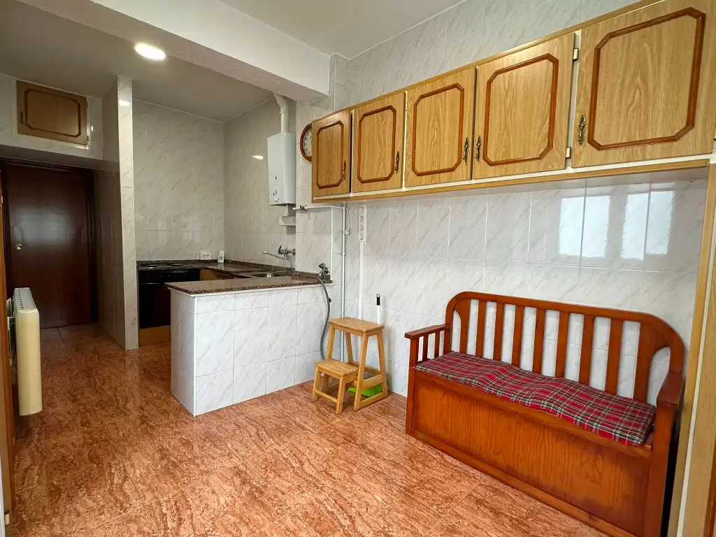 Cocina de Piso en venta en Gijón  con Calefacción y Horno