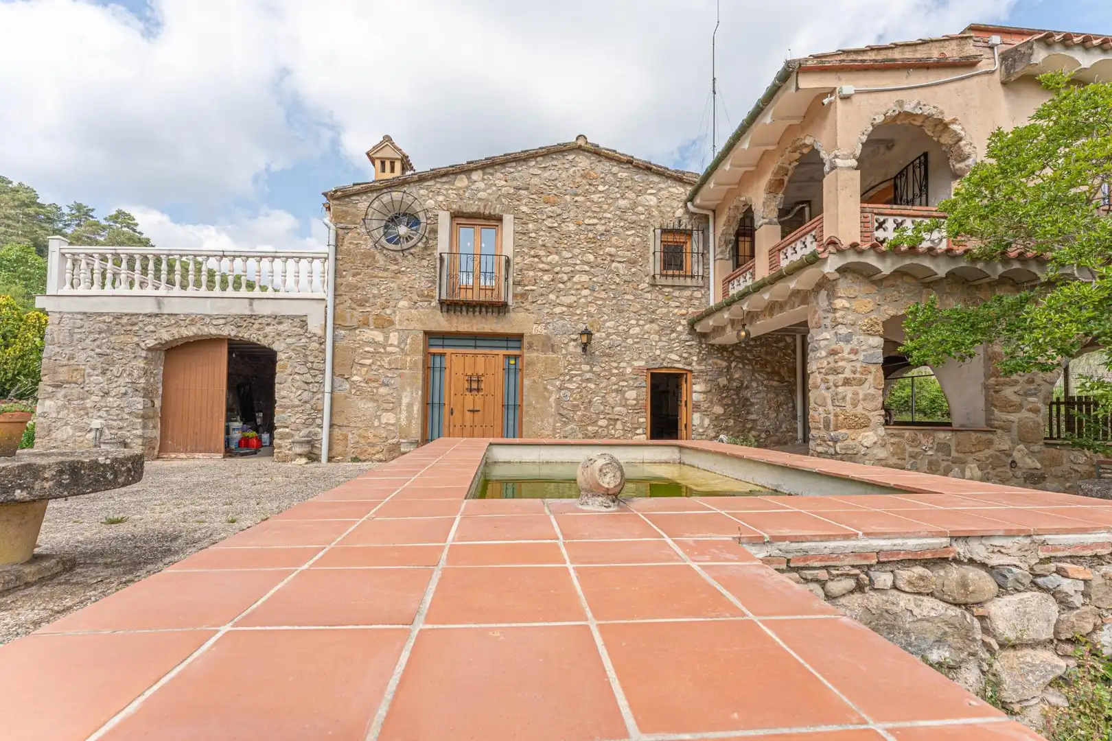 Exterior view of Country homes for sale in Figueres  with Private garden, Terrace and Swimming Pool