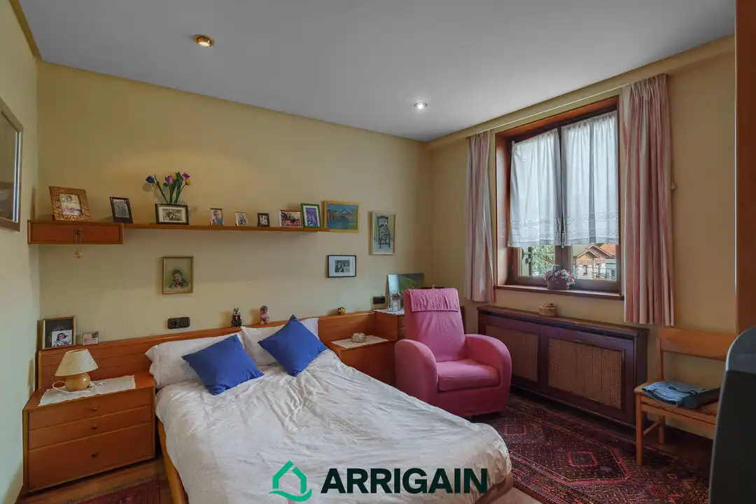 Habitación de Casa o chalet en venta en Irun  con Calefacción, Jardín privado y Terraza