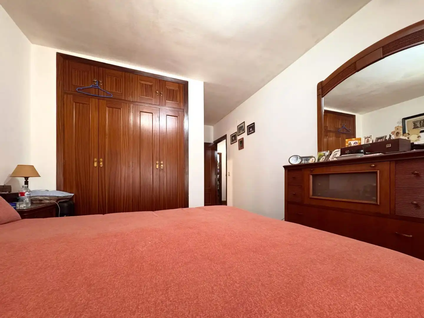 Habitación de Piso en venta en Pontevedra Capital  con Calefacción y Trastero