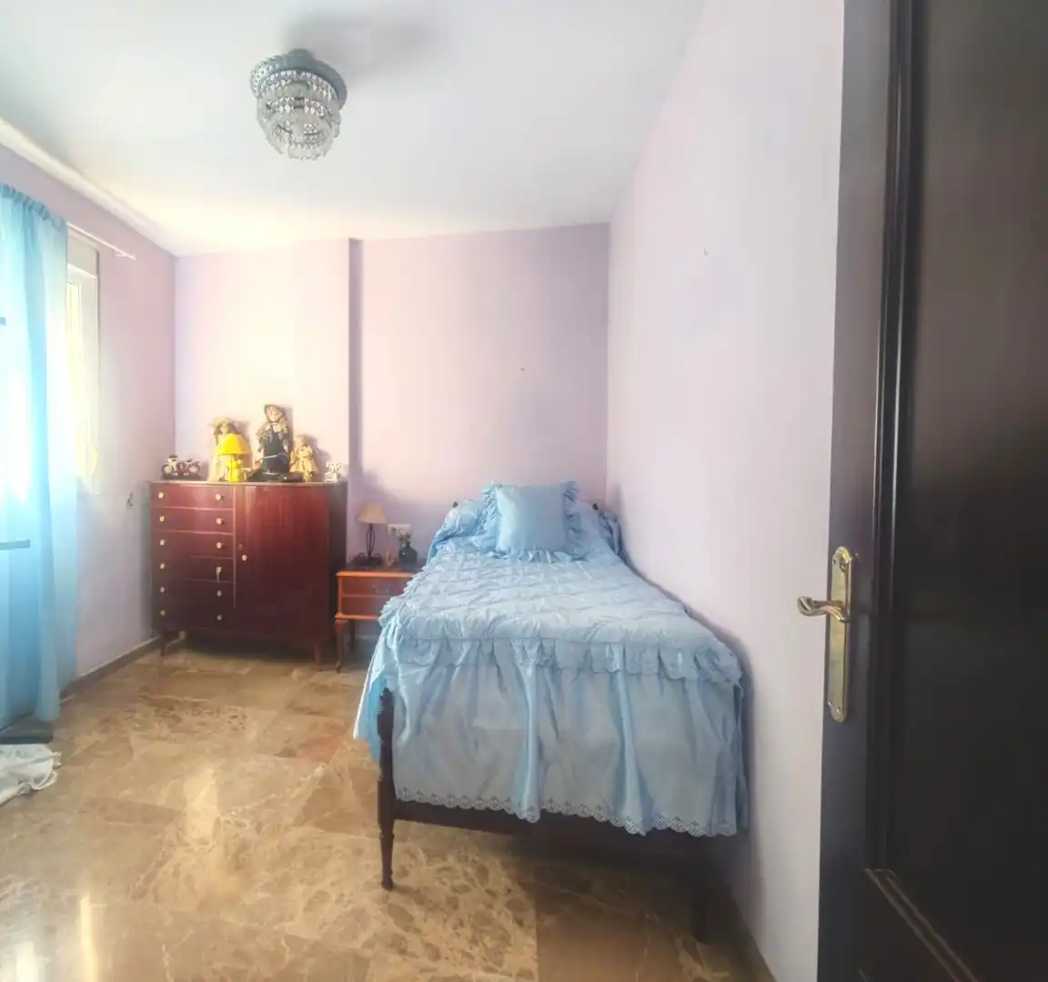 Dormitori de Casa o xalet en venda en Alcalá de Guadaira