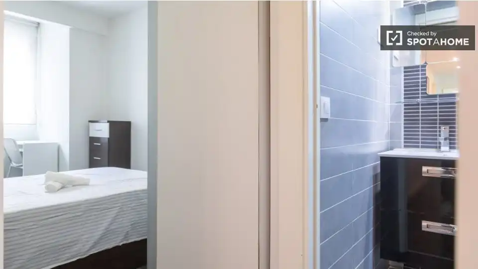 Room in Madrid, Madrid