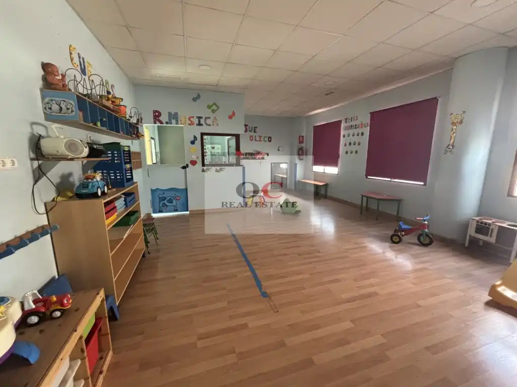 Gewerbefläche zum Verkauf in Sur, imagen 8