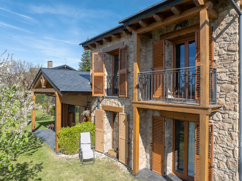 Vista exterior de Casa o chalet en venta en Estavar con Calefacción, Jardín privado y Parquet