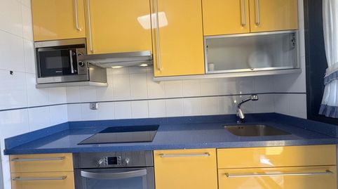 Foto 3 de Apartamento en venta en Cerdeño - El Palais - Mercadín, Oviedo