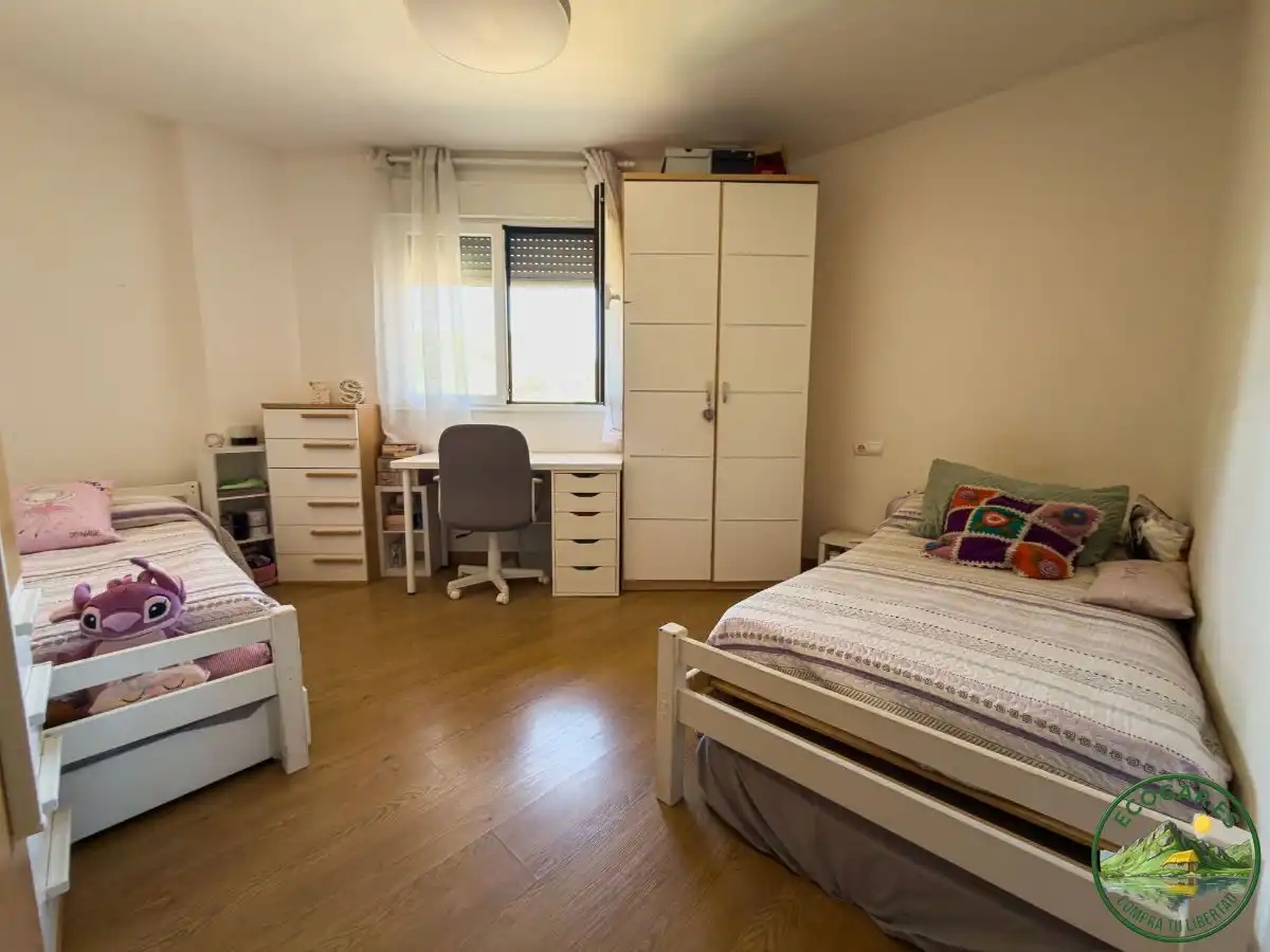 Habitación de Piso en venta en Toral de los Vados con Calefacción, Terraza y Trastero