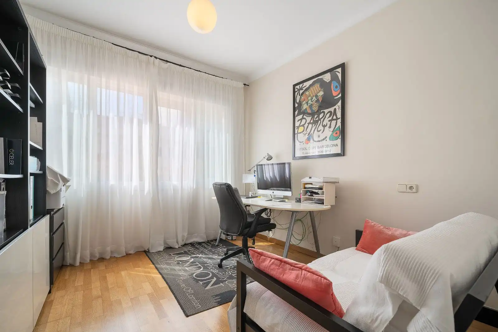 Habitación de Apartamento en venta en  Palma de Mallorca con Aire acondicionado, Calefacción y Parquet