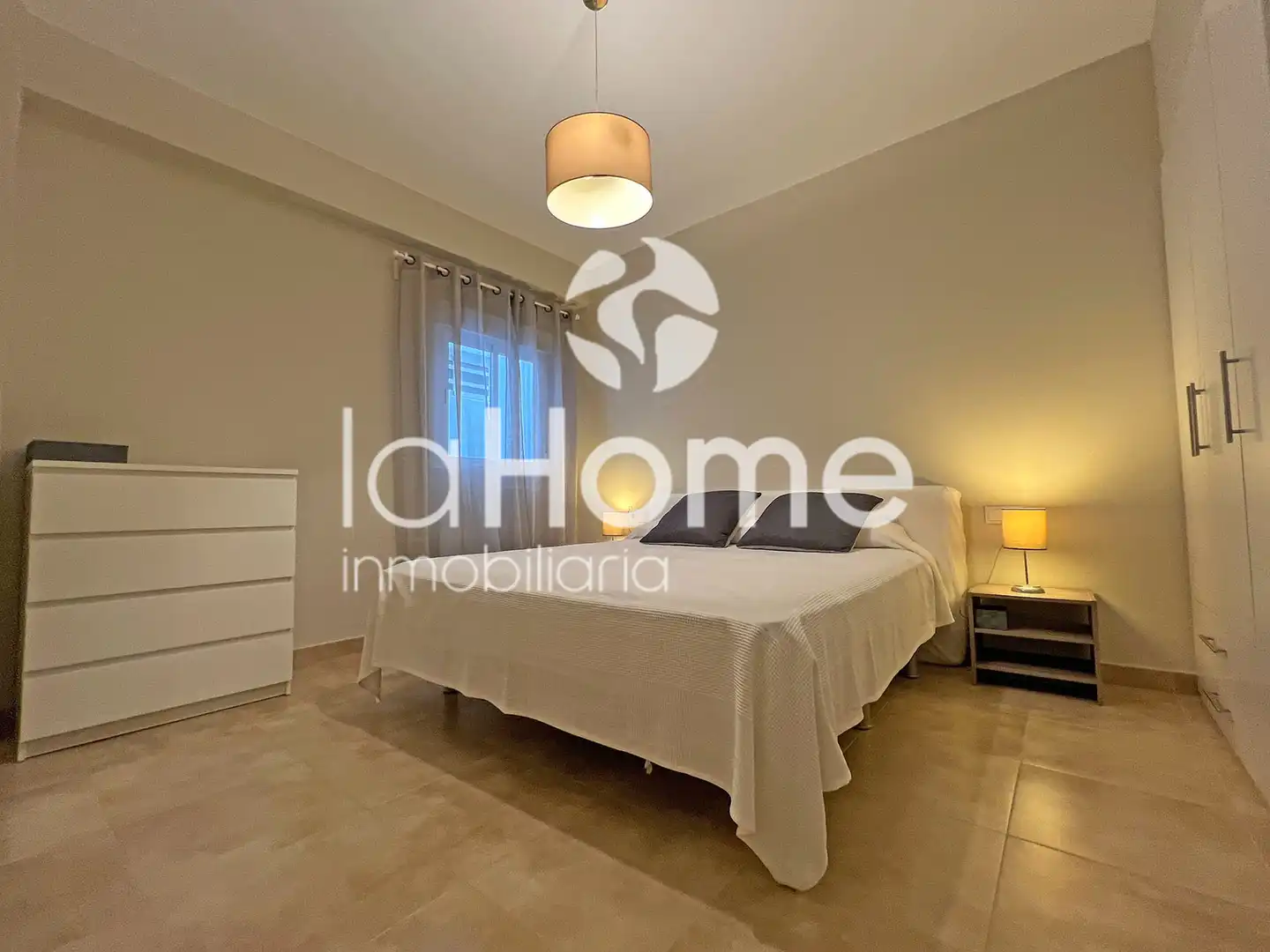 Exterior view of Flat for sale in Sueca  with Air Conditioner, Terrace and Furnished