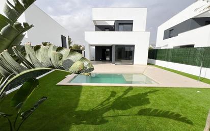 Jardí de Casa o xalet en venda en Bétera amb Aire condicionat, Terrassa i Piscina