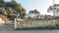 Vista exterior de Casa o xalet en venda en La Bisbal del Penedès amb Jardí privat i Piscina