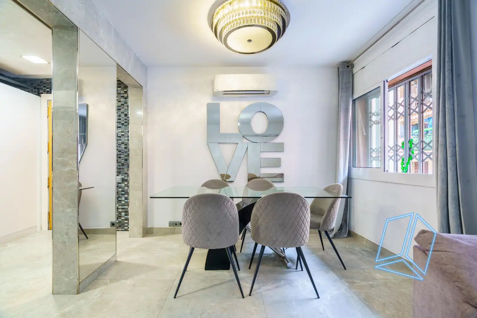 Comedor de Planta baja en venta en Barcelona con Amueblado y Horno