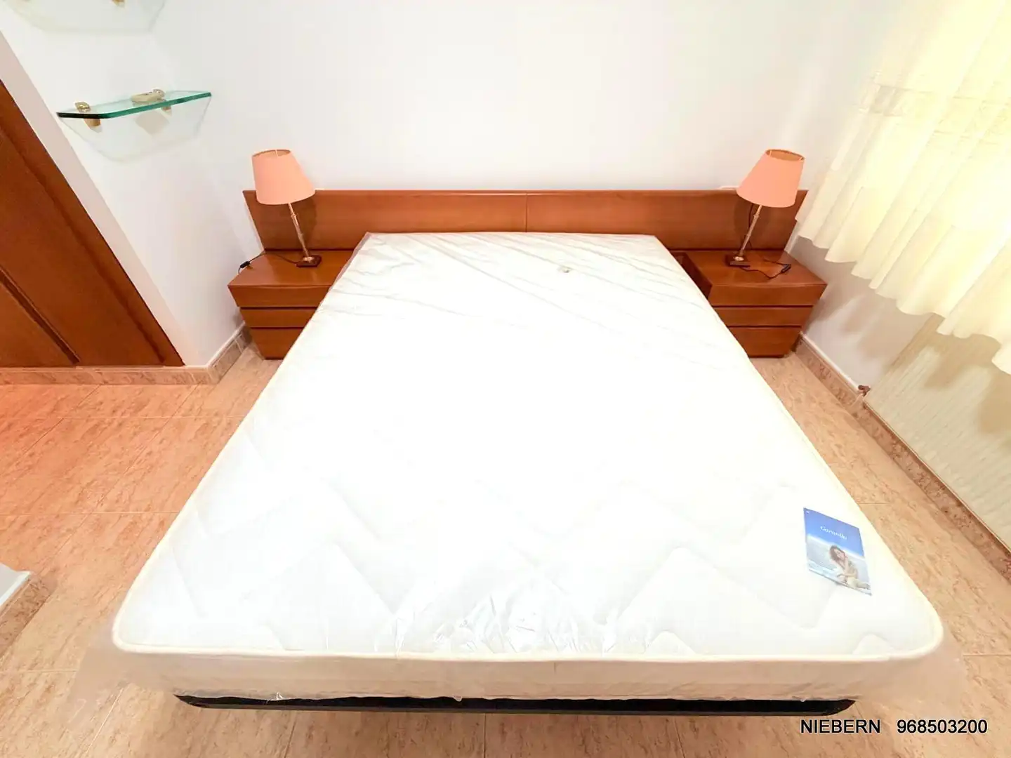 Flat with terrace to rent in Avenida de Venecia, imagen 61