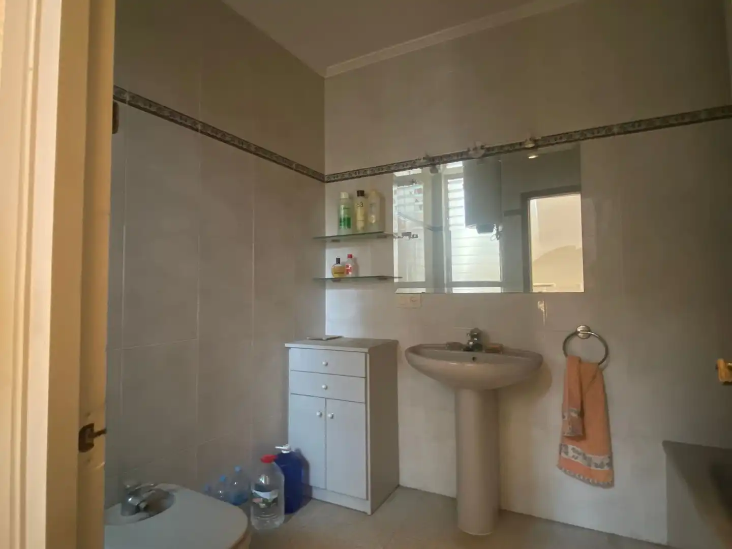 Bany de Edifici en venda en Amer