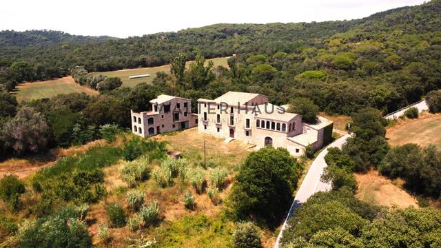 Finca rústica en Venta en GIV-6613 en Urbanitzacions del Nord